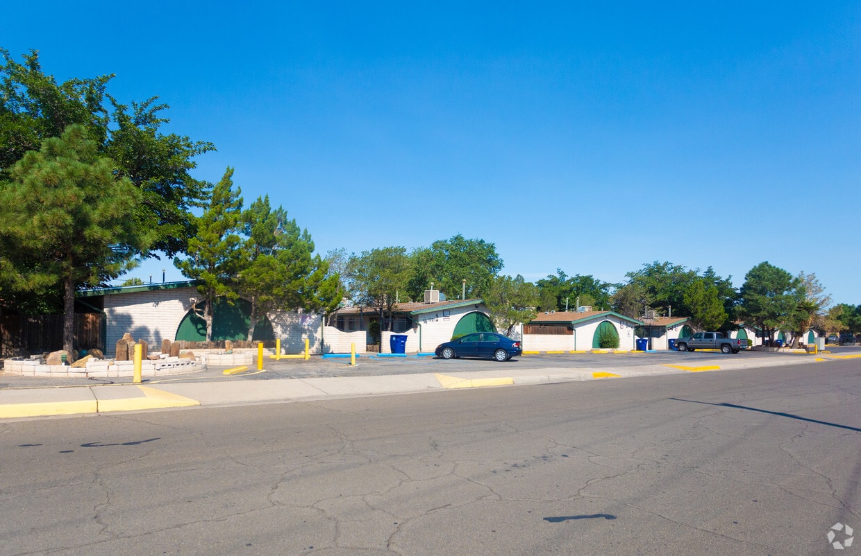 El Sereno Apartments in Albuquerque, NM