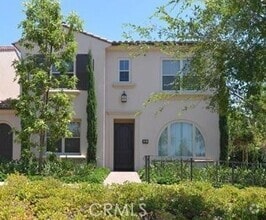 Building Photo - 32 Ovation