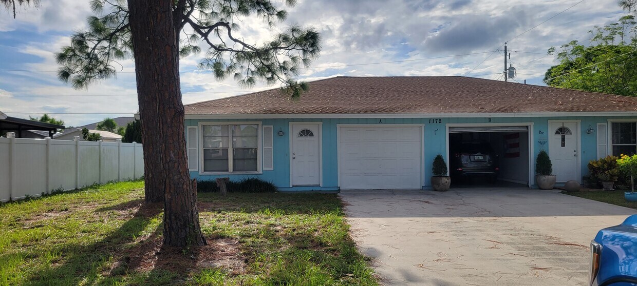 1172 Schumann Drive, Sebastian, FL 32958 Townhome Rentals in