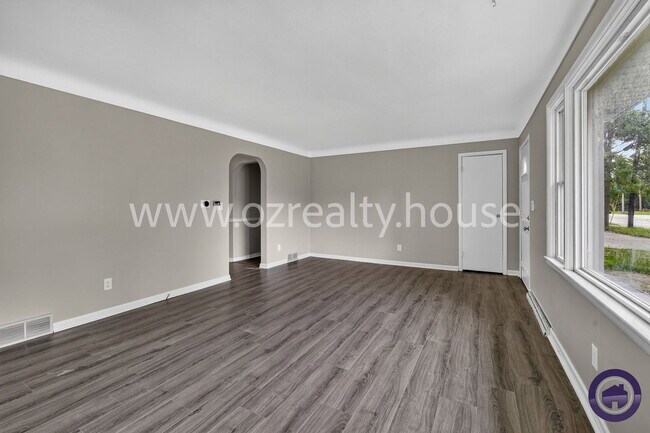 Foto del edificio - 3226 N McCord Rd