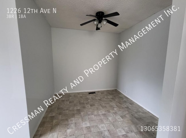 Building Photo - 3 Bedroom Single Family Home in Uplands Regina