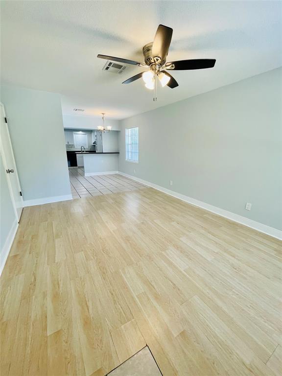 Building Photo - 1712 Crestdale Dr