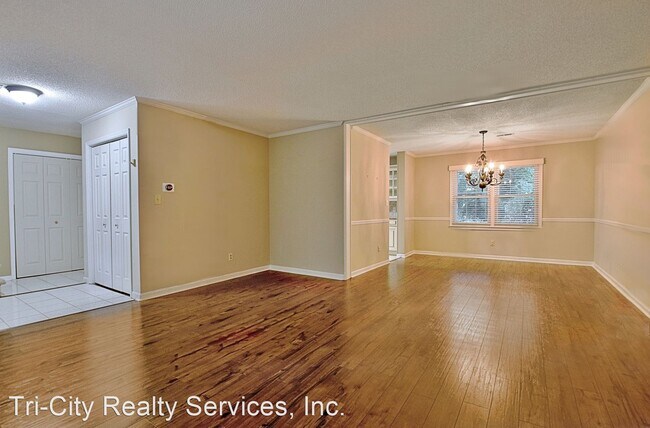 Building Photo - 4 br, 2.5 bath House - 702 Bookman Pt