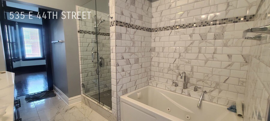 Building Photo - BEAUTIFUL 4 BED, GREY STONE ROW-HOUSE