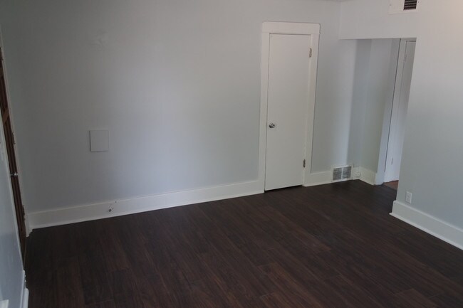 Building Photo - 4321 S 22nd St