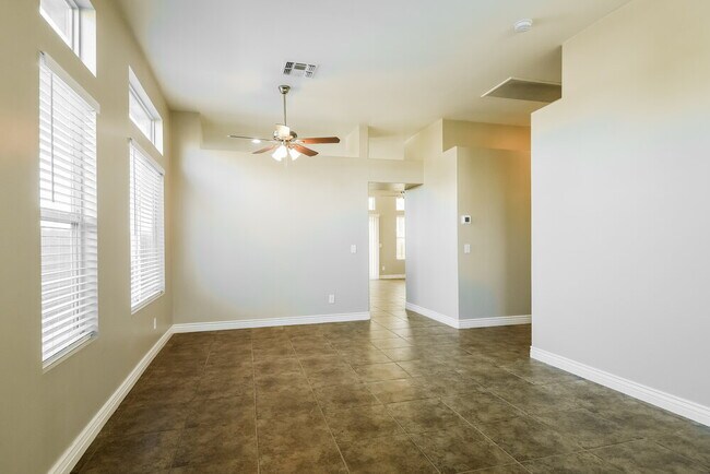 Foto del edificio - 17647 N 17th St