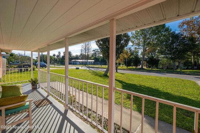 Foto del edificio - 250 Alabama Ave