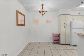 Building Photo - 13545 Eagle Ridge Dr