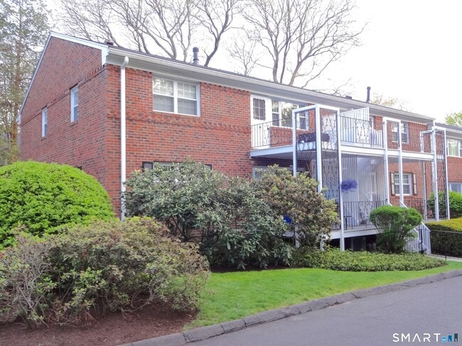 Foto del edificio - 245 Unquowa Rd