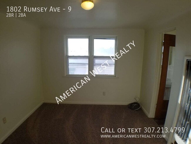 Building Photo - 1802 Rumsey Ave