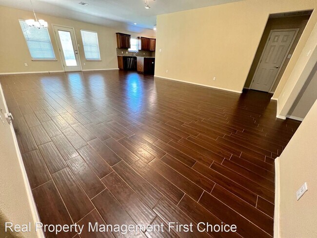 Building Photo - 3 br, 2 bath House - 426 Ridge Point Drive