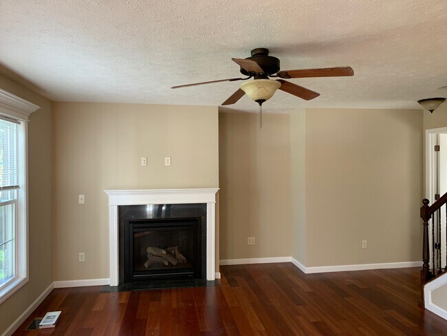 Foto del edificio - 408 E Willow St