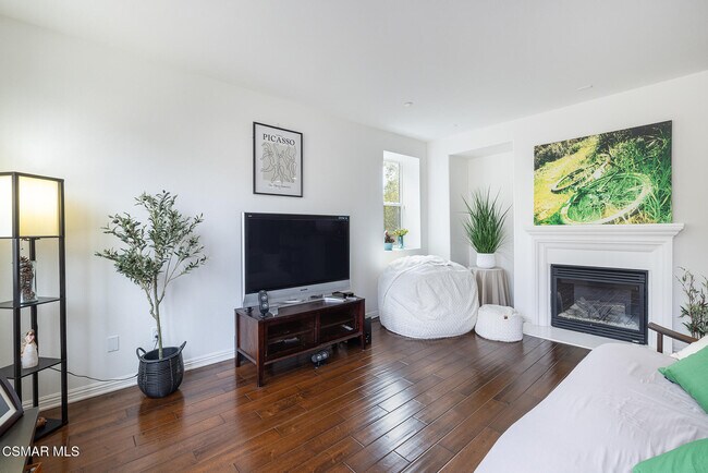 Foto del edificio - 1513 Silver Shadow Dr