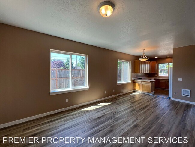 Foto del edificio - 3 br, 2 bath House - 3703 Century Drive