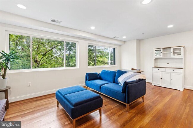 Foto del edificio - 804 Taylor St NW