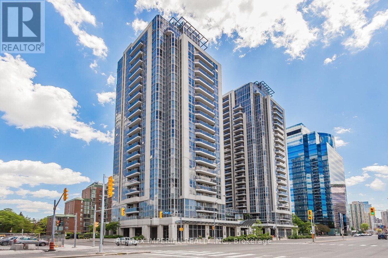 Photo principale - 5793-5793 Yonge St