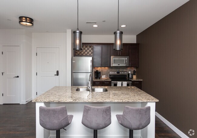 1BR, 1BA - 704 SF - Ironworks at Keystone