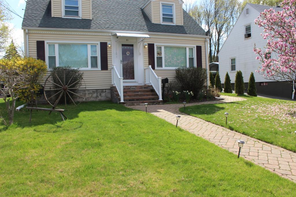 41 Sunset Ave, Meriden, CT 06450 House Rental in Meriden, CT