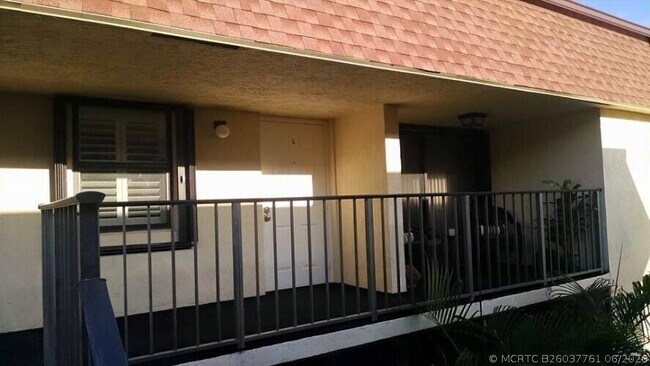 Foto del edificio - 120 N M St