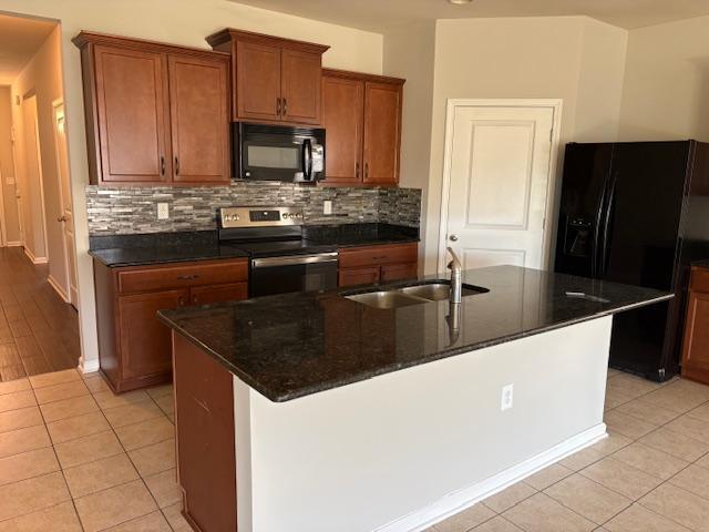 Foto del edificio - 842 Hayes Point Cir