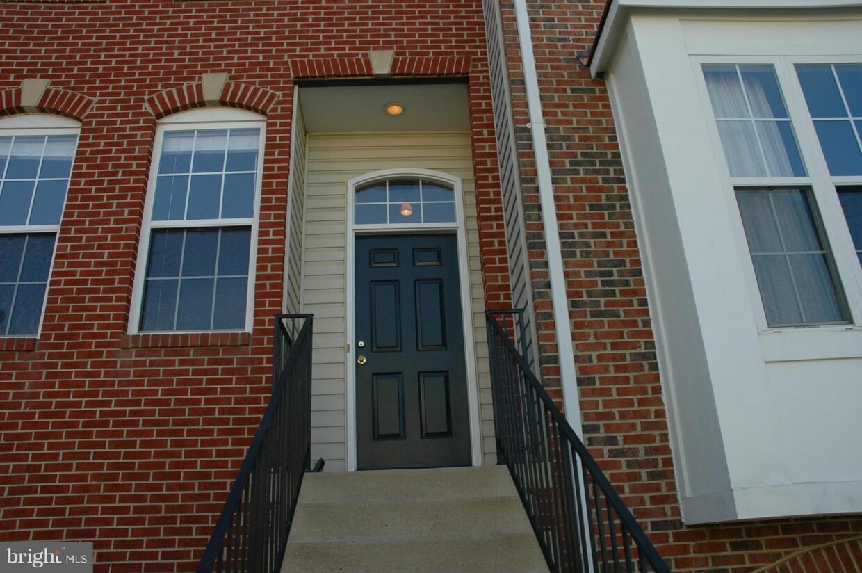 Primary Photo - 2504 Woodrow Wilson Dr