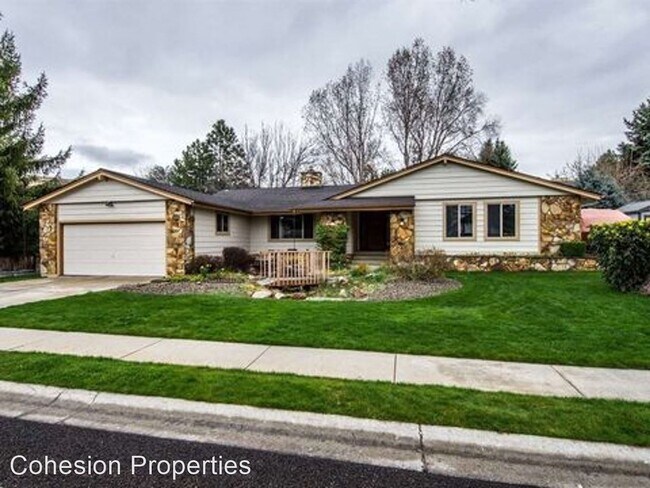 Building Photo - 3 br, 2.5 bath House - 2046 Coloma Way