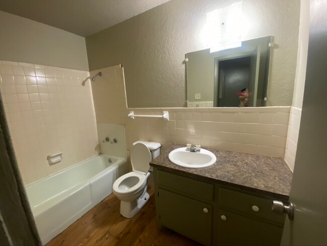 Foto del edificio - 1717 48th St