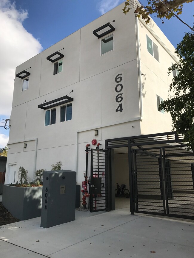 Building Photo - 6064 Colfax Ave