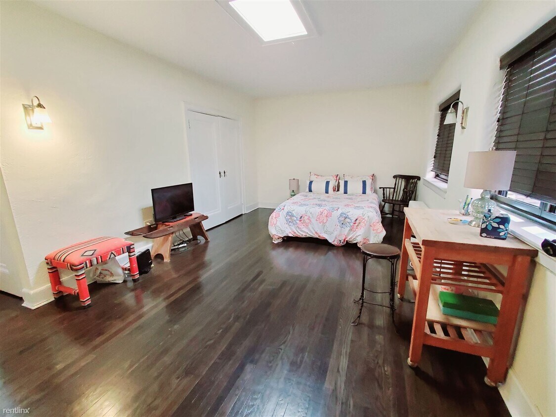 Building Photo - Studio, 1 bath Condo - 65 Bedford St