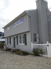 Building Photo - 223 4th Ave