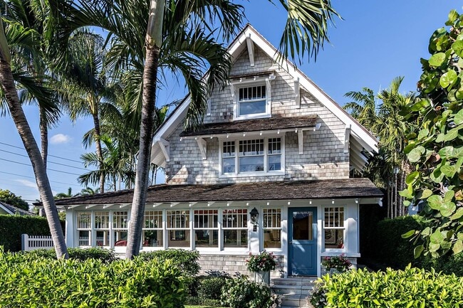 Foto del edificio - 357 Seabreeze Ave