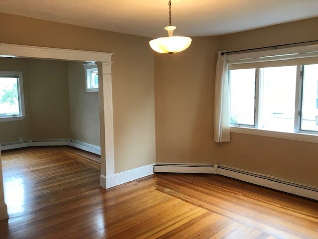 Building Photo - 276 Harvard St