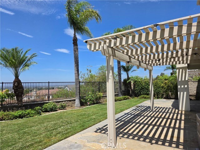 Building Photo - 17568 Cloverdale Way