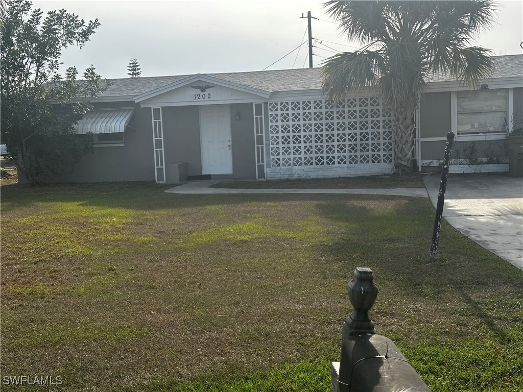 Primary Photo - 1202 Archdale St