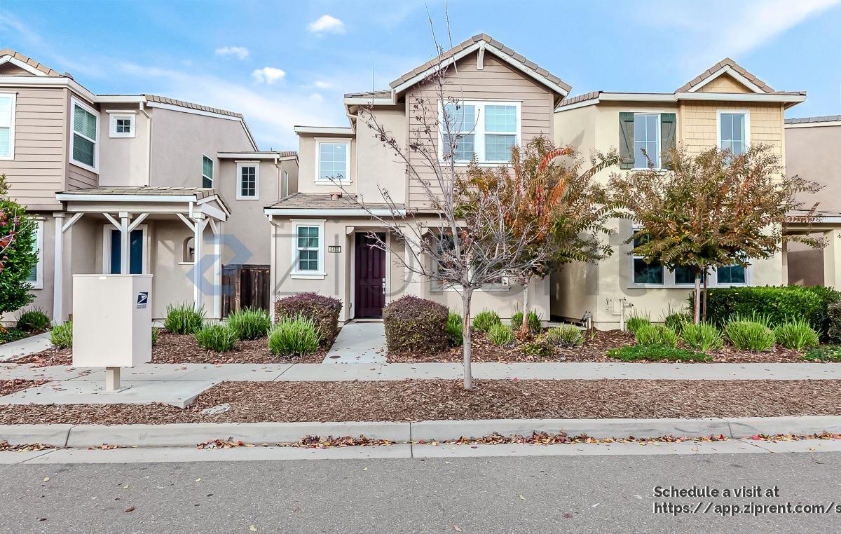 Foto principal - 2483 Judith Resnik Ave