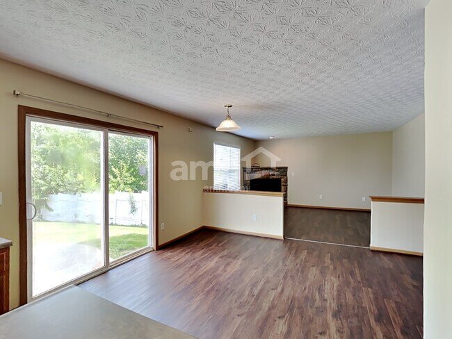 Building Photo - 8174 Creekstone Lane