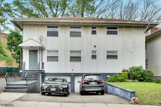 Building Photo - 209 Tuscan Rd