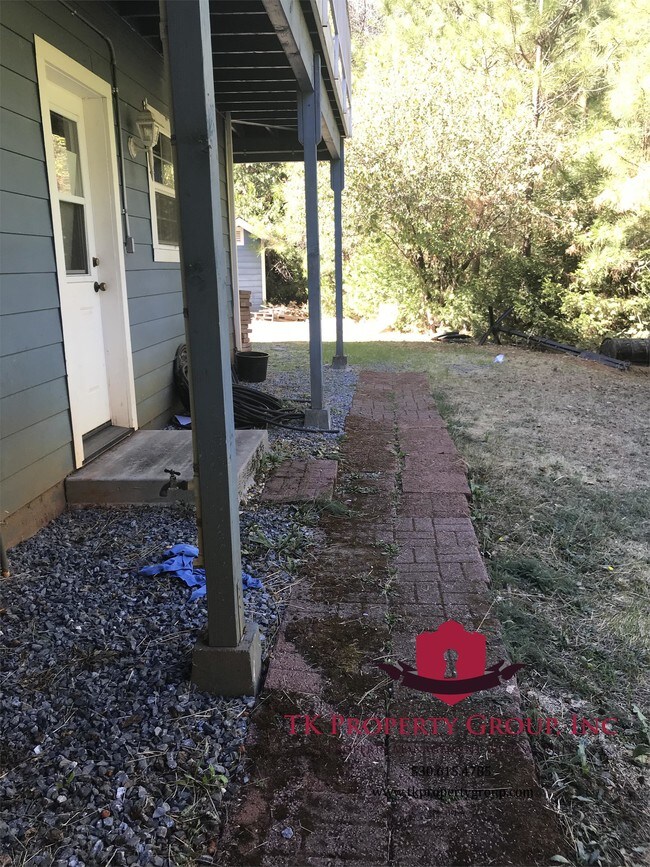 Building Photo - 13909 Dalmatian Dr
