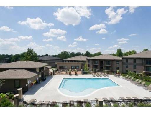 Primary Photo - 515 Laketower Dr