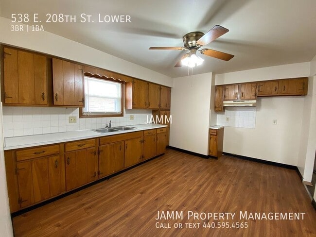 Building Photo - 538 E 208th St