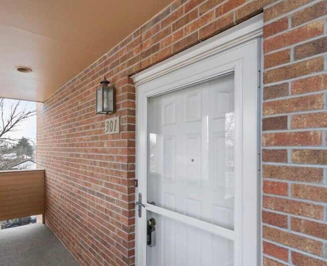 Foto del edificio - 1014 E 25th St