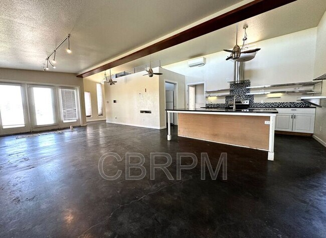 Building Photo - 1101 E Marlboro St