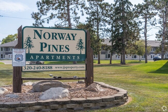 Building Photo - Norway Pines Apartments