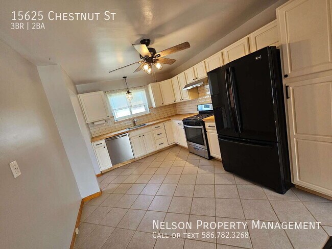 Foto del edificio - 15625 Chestnut St