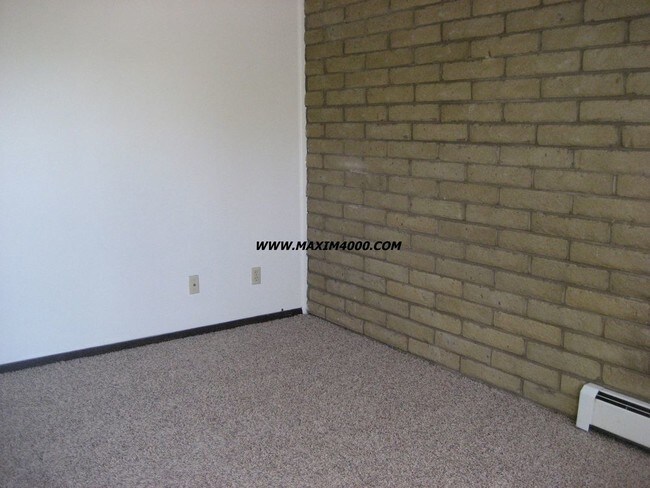 Foto del edificio - 1444 Kennedy Avenue 201 - 2 BR near CMU