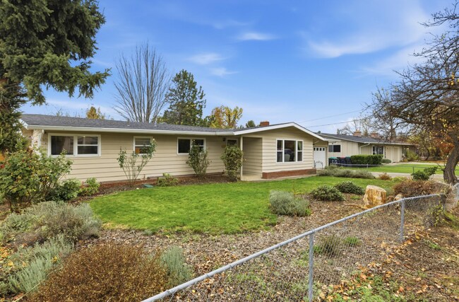 Foto del edificio - 836 Morrison Ave