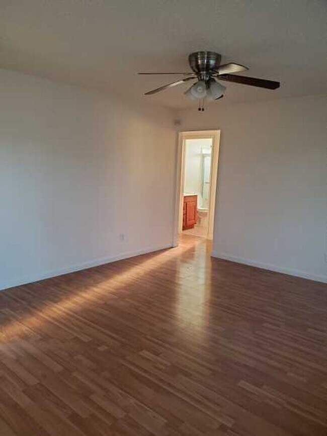 Building Photo - 3 bed 2 bath in Ceres
