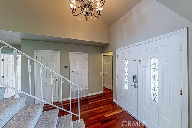 Building Photo - 670 S Oakhaven Ave