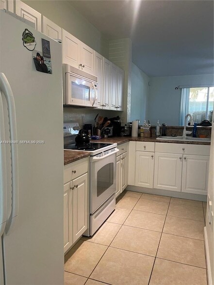 Foto del edificio - 9353 SW 227th St
