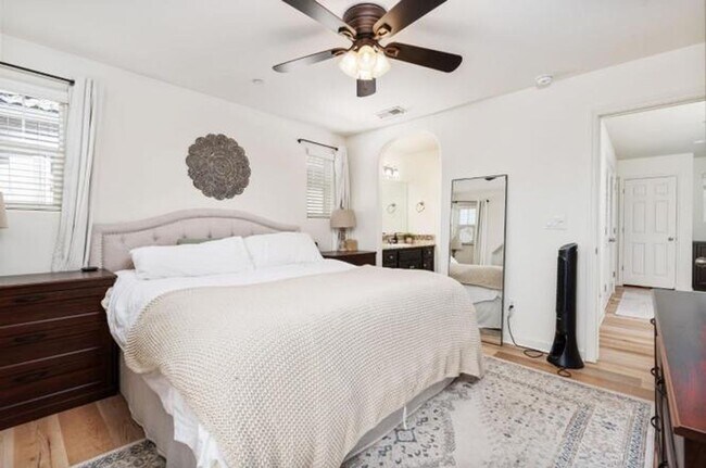 Foto del edificio - $2,090 Barstow & De Wolf, 3 Bedroom House ...